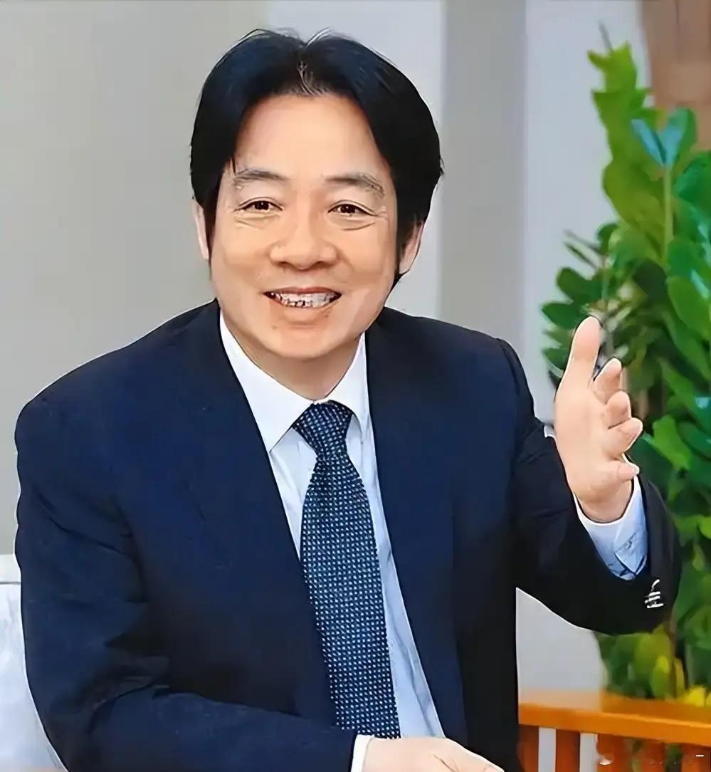 台独分子赖清德近日又上演政治作秀。5月8日，巴拉圭总统培尼亚窜访中国台湾地区，与