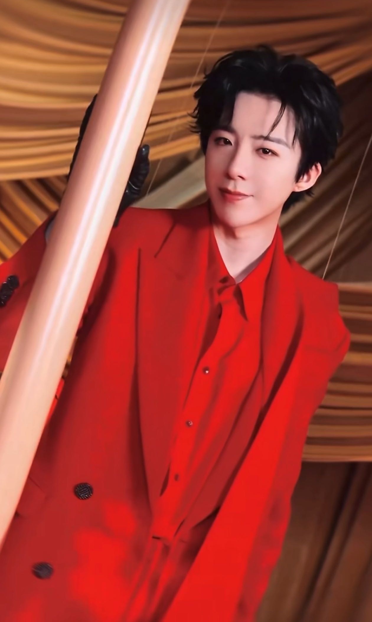 摩登兄弟刘宇宁双剧入围微博剧集传播榜。马年添个新装扮 刘宇宁2026好事发生，万