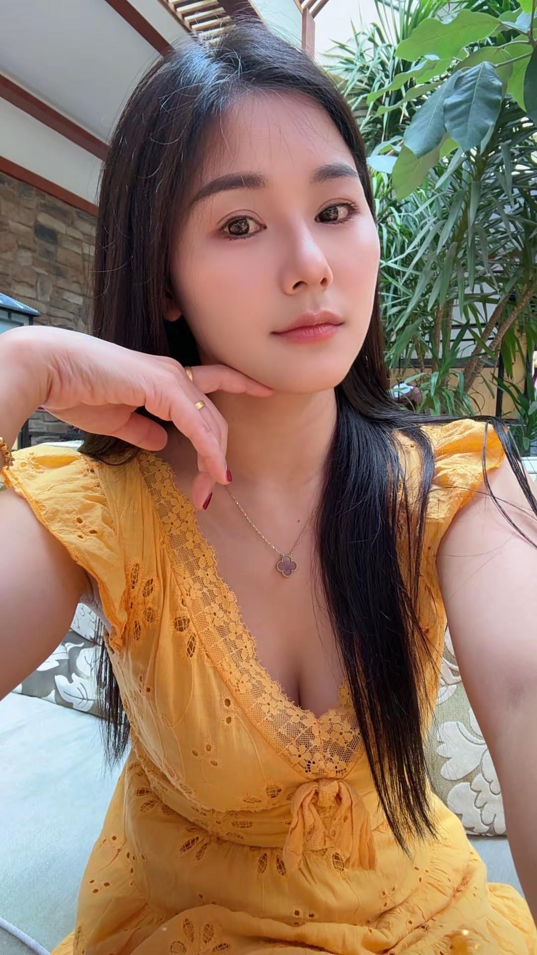 那个小高到底哪里好？ 让你迷恋了这么多年？