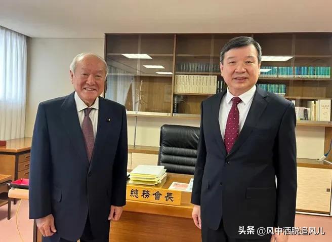 高市早苗政府对外作出明确表态，台湾不具备国家地位，属于中国领土的一部分。长崎和平