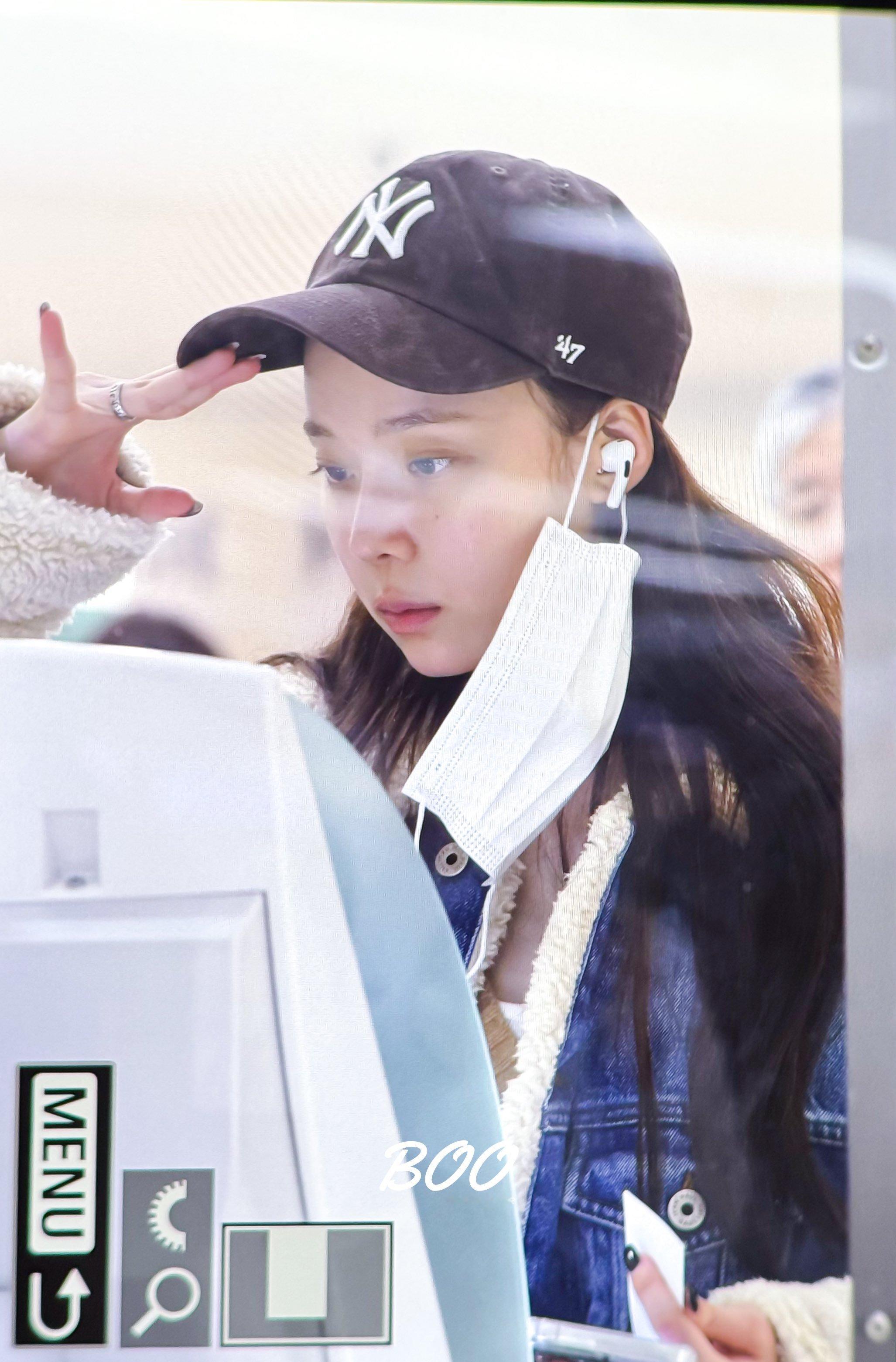250318 HND🛬小馒头亲一口😚©️BO01winter/VirginS