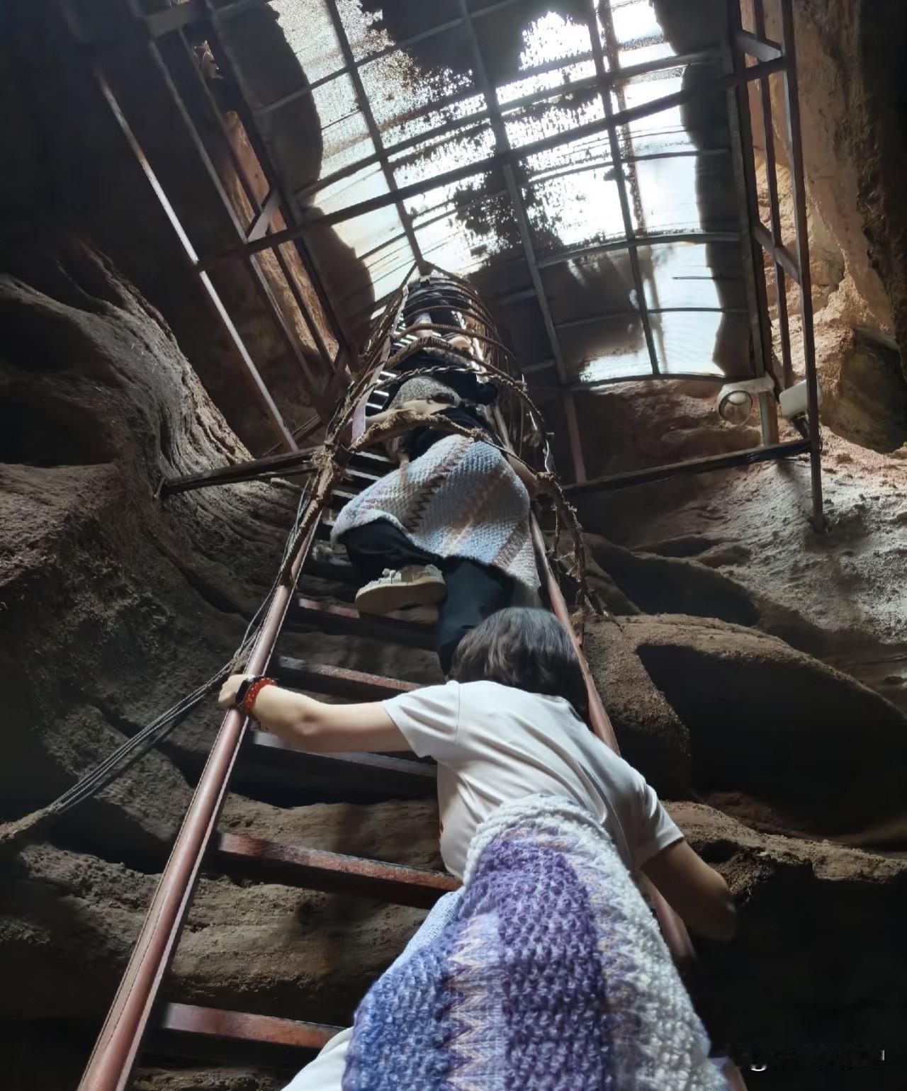 谁懂啊！被推荐冲了平山湖大峡谷，结果成了整个旅行中最贵、最没意思、体验感最差的景