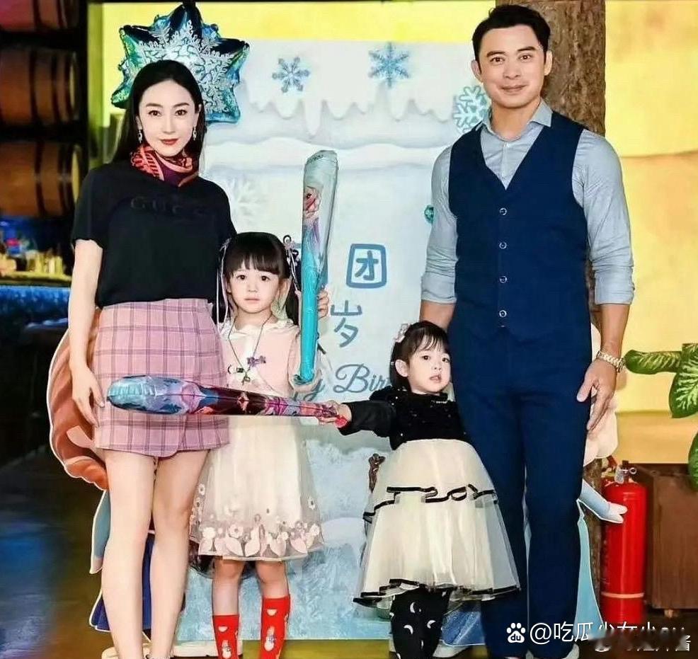 樊少皇的女儿真的好会长，太好看了，专挑爸妈的优点 
