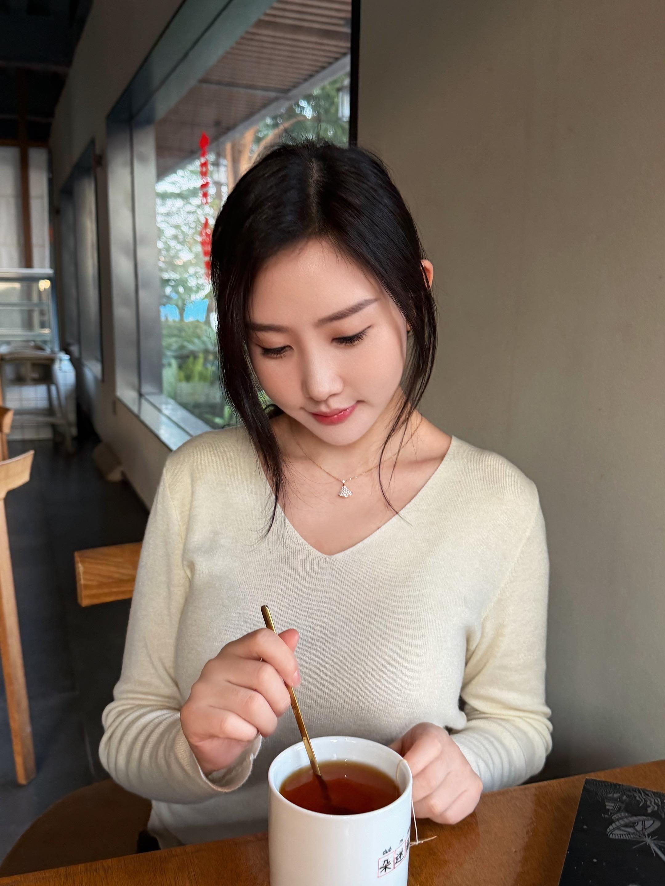 何须多虑盈亏事，人生小满胜万全