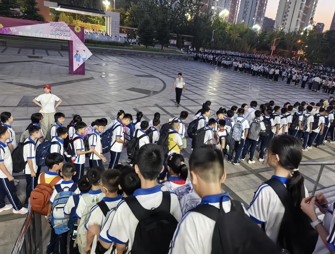 14年的孩子有这么多吗，是因为马年的原因吗?[捂脸]儿子去年六年级也就是初一，有