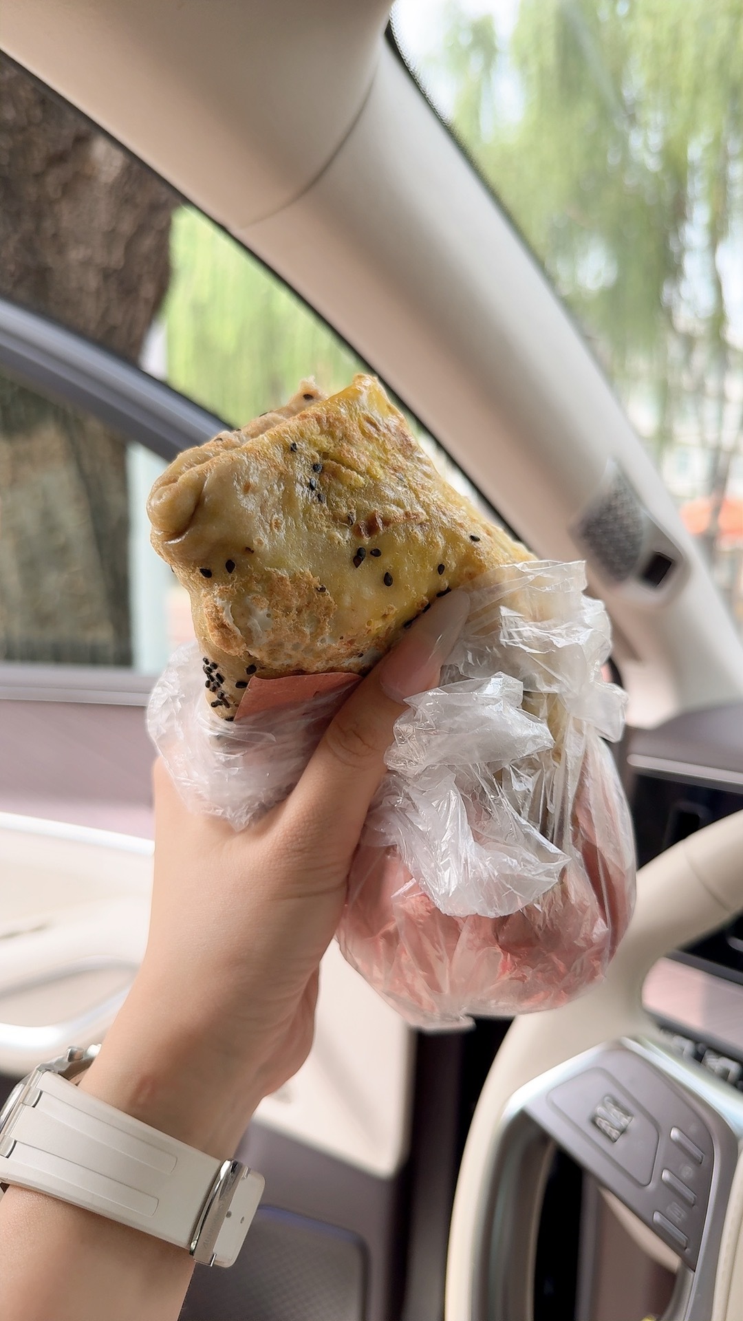 香香煎饼🥞做早餐～又是美好的一天[抱一抱][抱一抱][抱一抱] ​​​