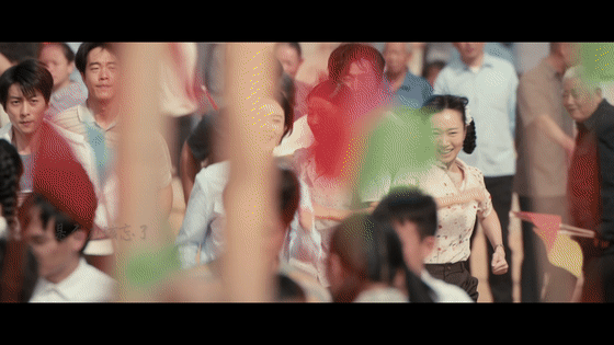 赵丽颖新剧有种精神上行的美赵丽颖演的李秋萍，才是真正的“精神上行”！从基层一步一