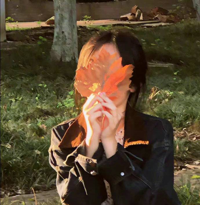 “ 人生没有十全十美，一切顺其自然。” 