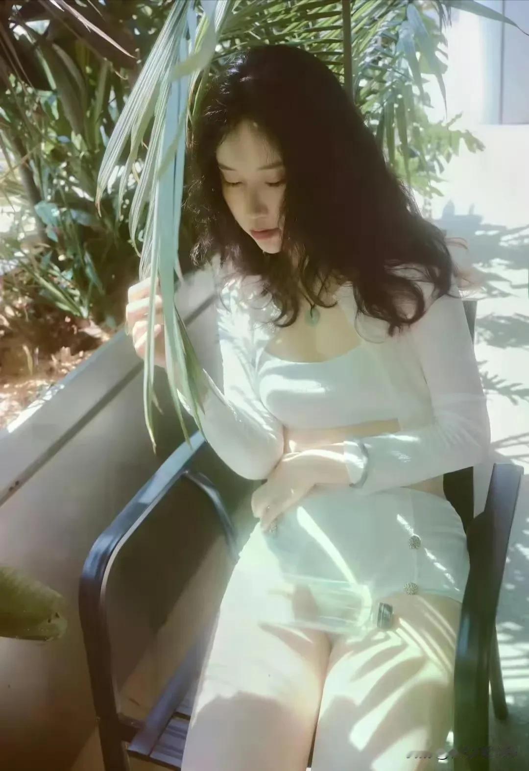 周末，午后慵懒的阳光。🌹