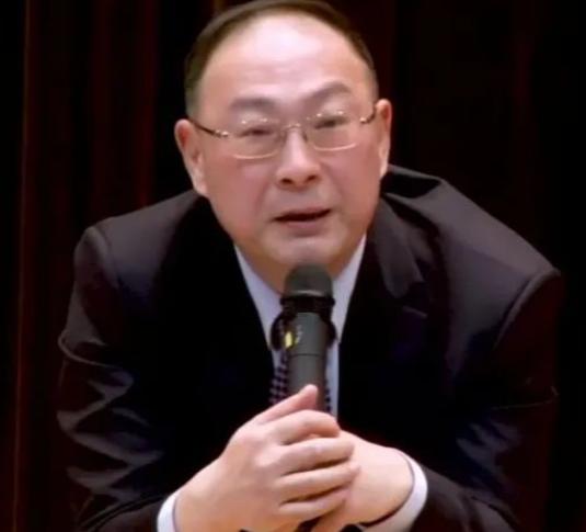万万没想到，全球局势中“最乱”的竟是中国，人民大学金灿荣院长曾直言：中国周边环境