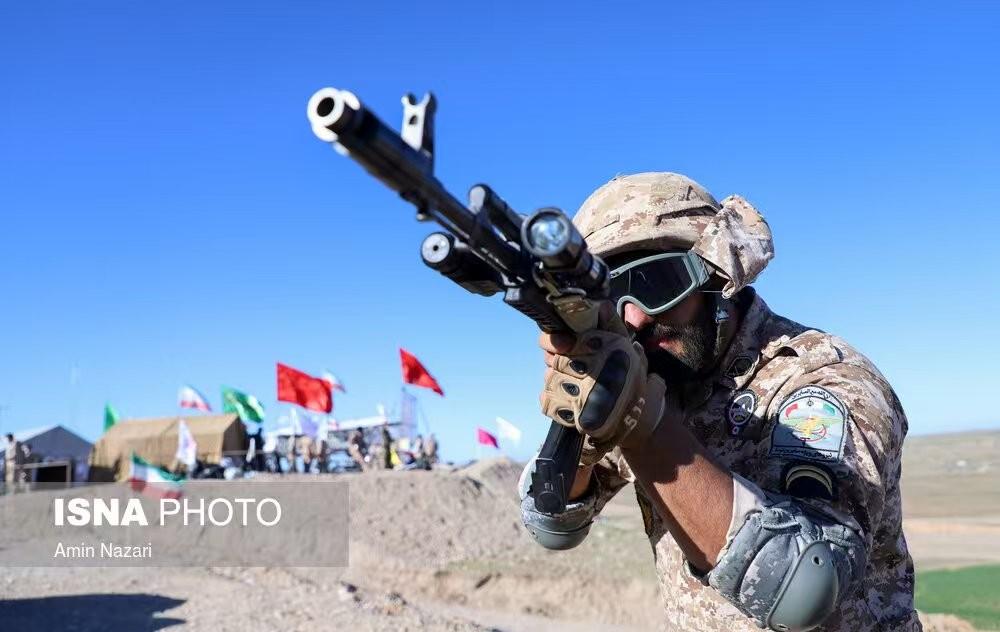 伊朗啊，库尔德武装的事，越来越大了
伊朗西部，克尔曼沙汉省，革命卫队基地被袭击了