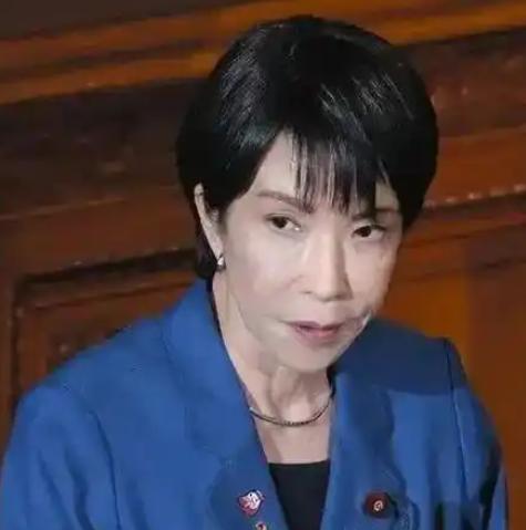 高市早苗刚被曝违规收捐款没多久，又有一内阁大臣被曝光新的丑闻！
 
12月刚过半