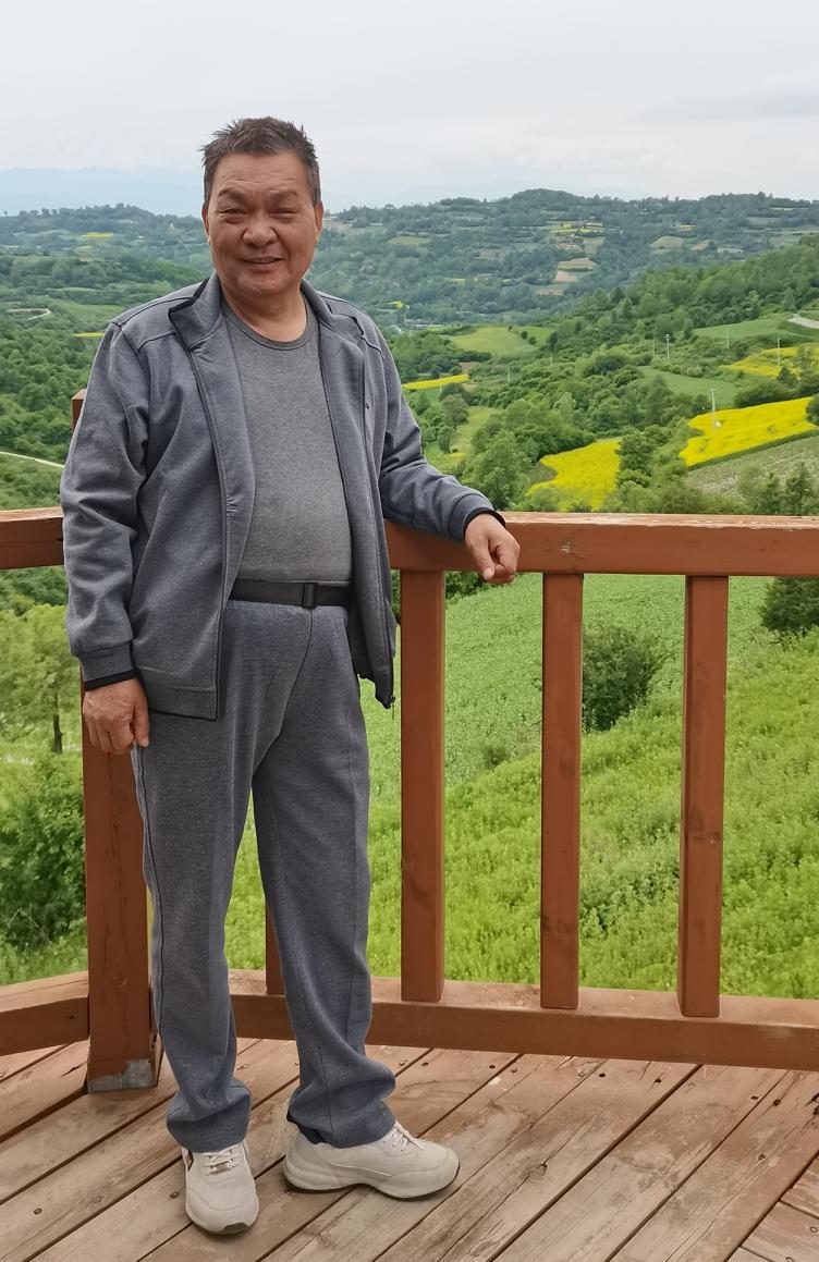 60岁后最靠谱的三句话，把晚年日子过通透
第一句：兜里有余钱，身上少生病。别把养