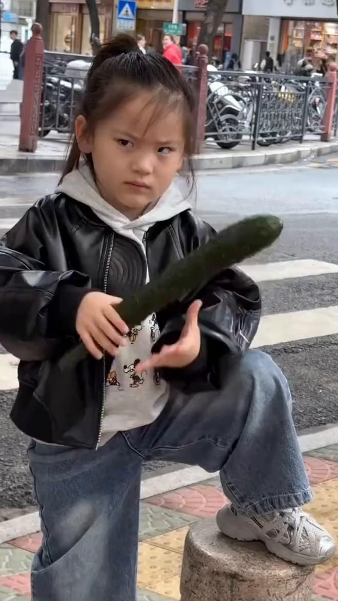 有人。