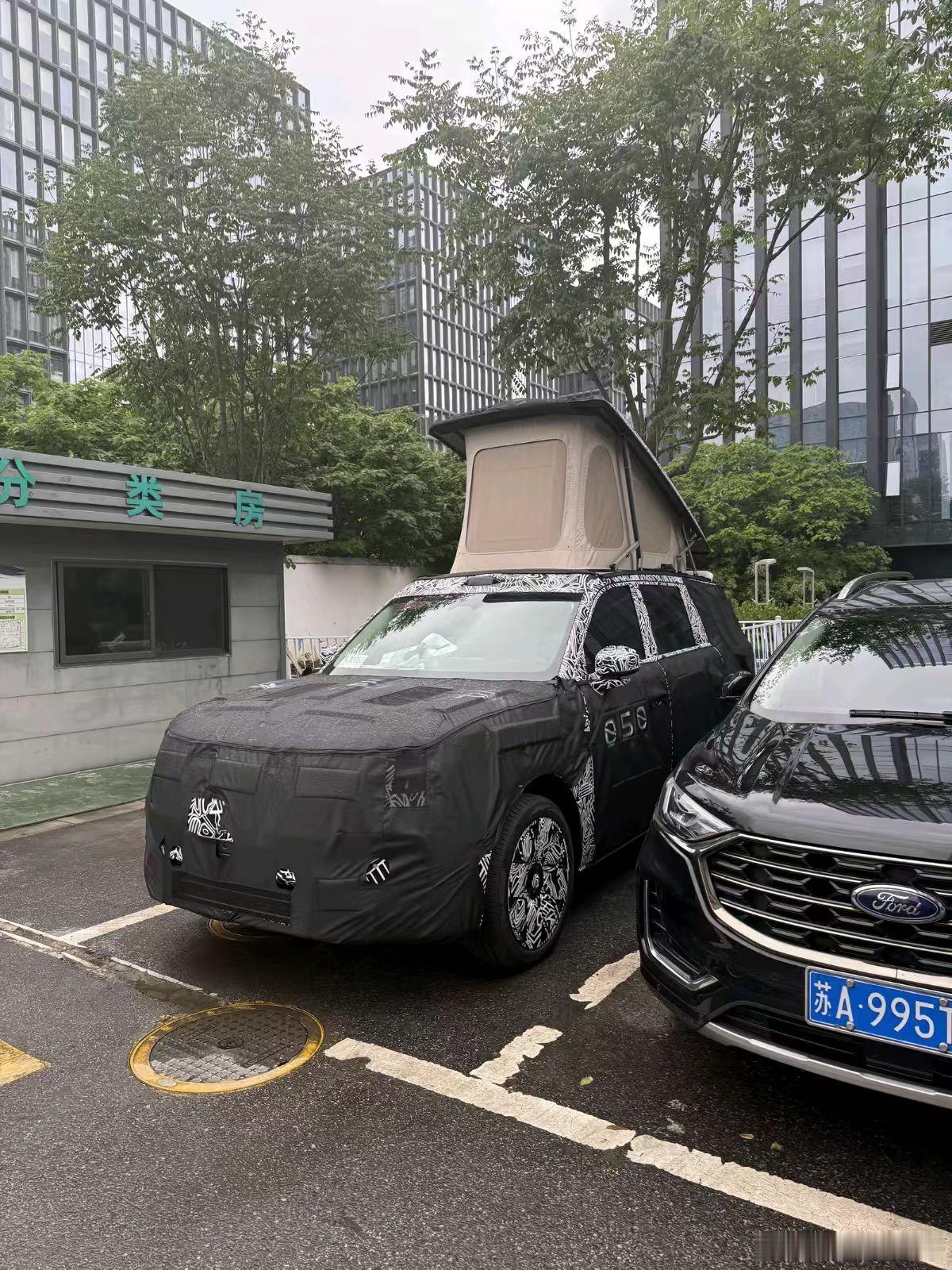小米昆仑系列SUV升降顶实拍小米汽车小米昆仑 小米增程suv