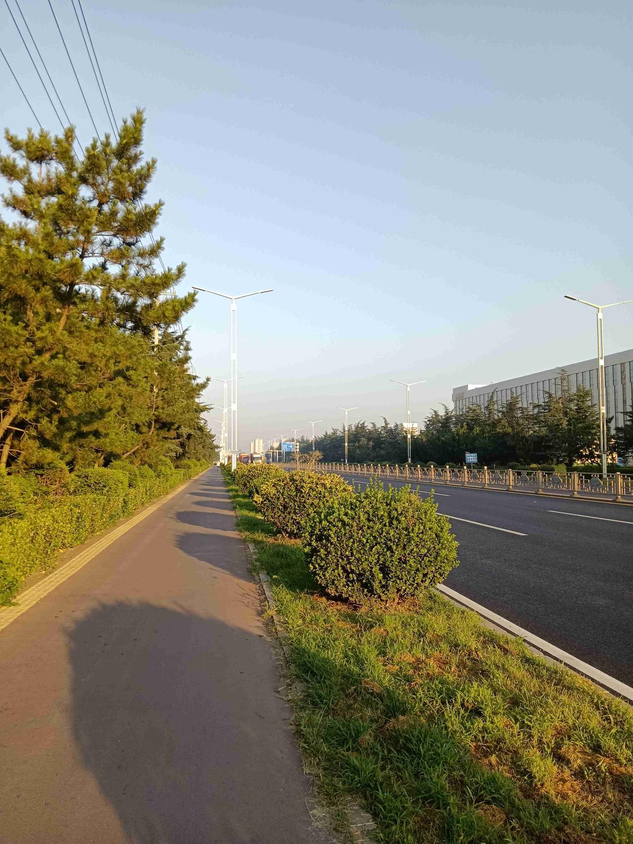 我的今日状态：😭伤心难过
我这里的天气：☀️晴天