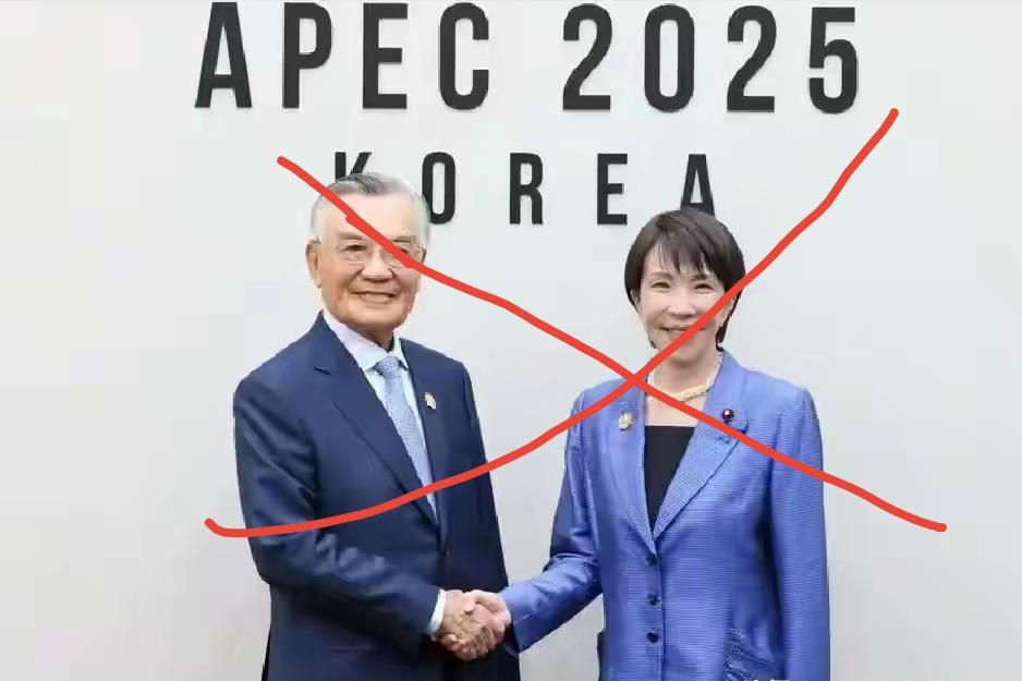 还未坐稳巫婆就故意挑衅，一看就是短命相。故意挑衅故意晒在社交媒体，性质非常恶劣，