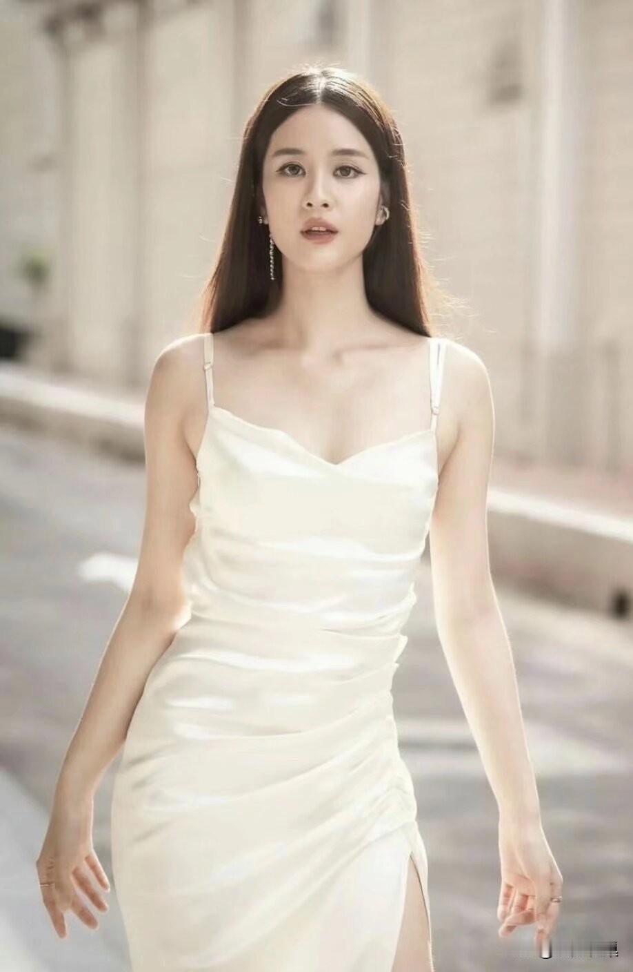 当你看过世界，见过众生，才发现你要见的世面，是自己内心的勇敢和自信，
当你看过四