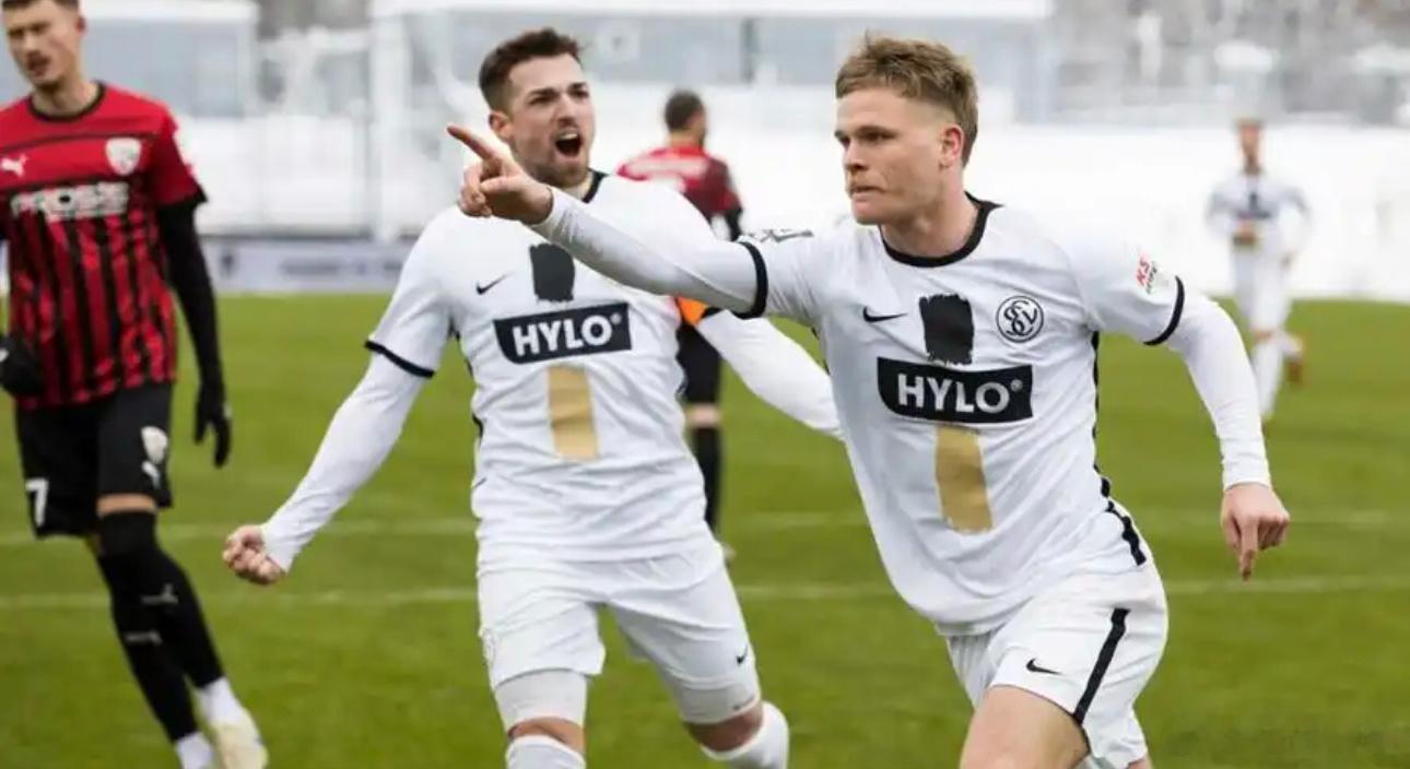 006纽伦堡vs艾禾斯堡推荐：让胜比分：1-1,2-1解析：纽伦堡状态稳定，目前