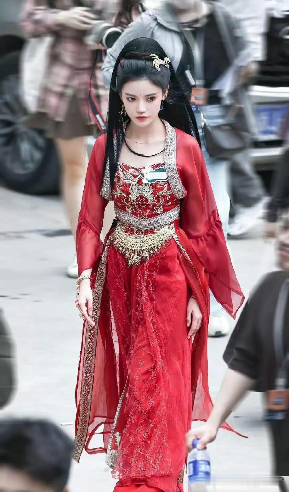 这个女二都这么好看了，女主不是更好看 ​​​