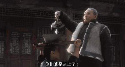 每次打开微博热搜，我都会情不自禁地在心里唱跳rap——哪个养鸡场疏忽管理，跑出这