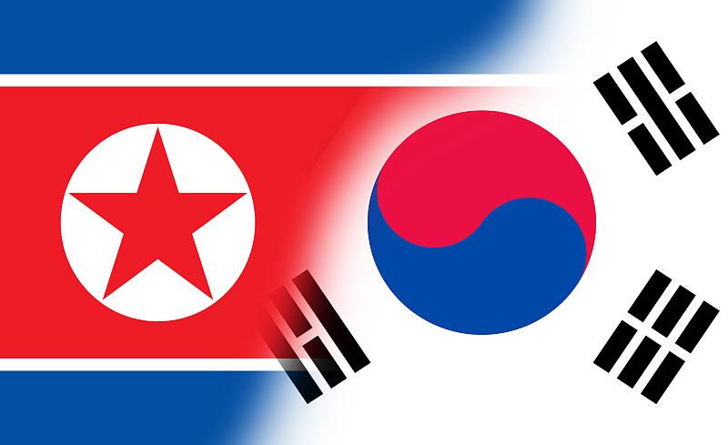 朝韩边境的地雷爆炸最近刷了屏，不少人揪着心怕直接演变成大规模冲突。
其实往回看，