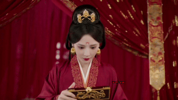 新婚名场面炸裂！萧焕宠妻不走寻常路，别人送金送宝他递前任断指，还放话逼凌苍苍守规