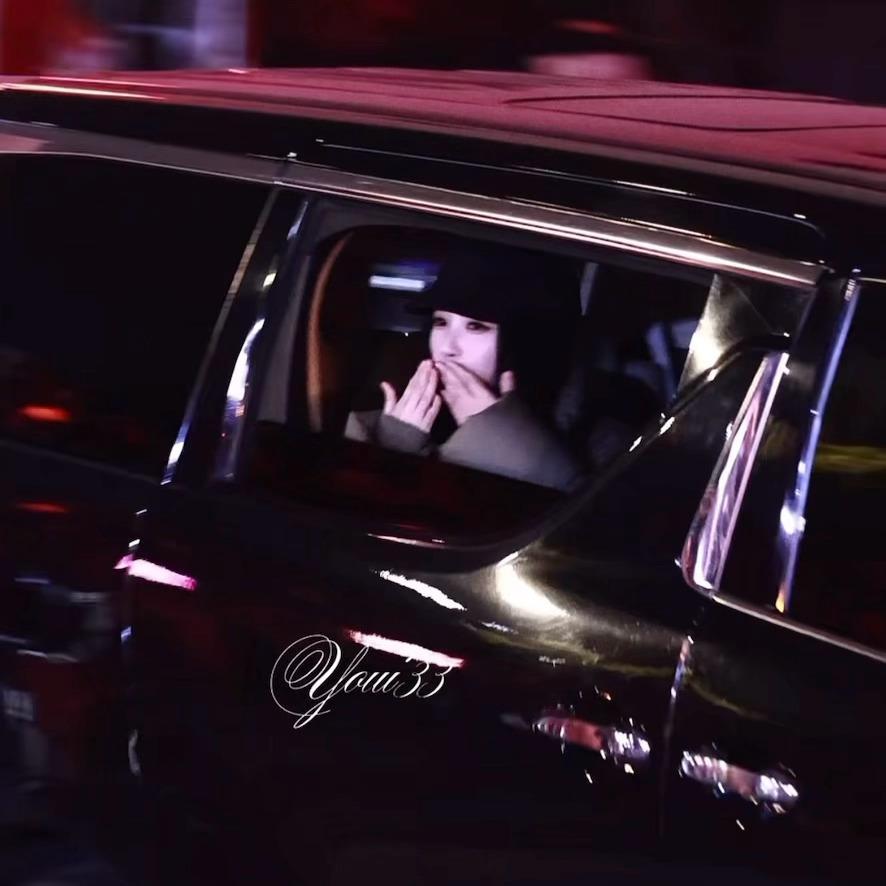 今天的飞吻已送达😘 