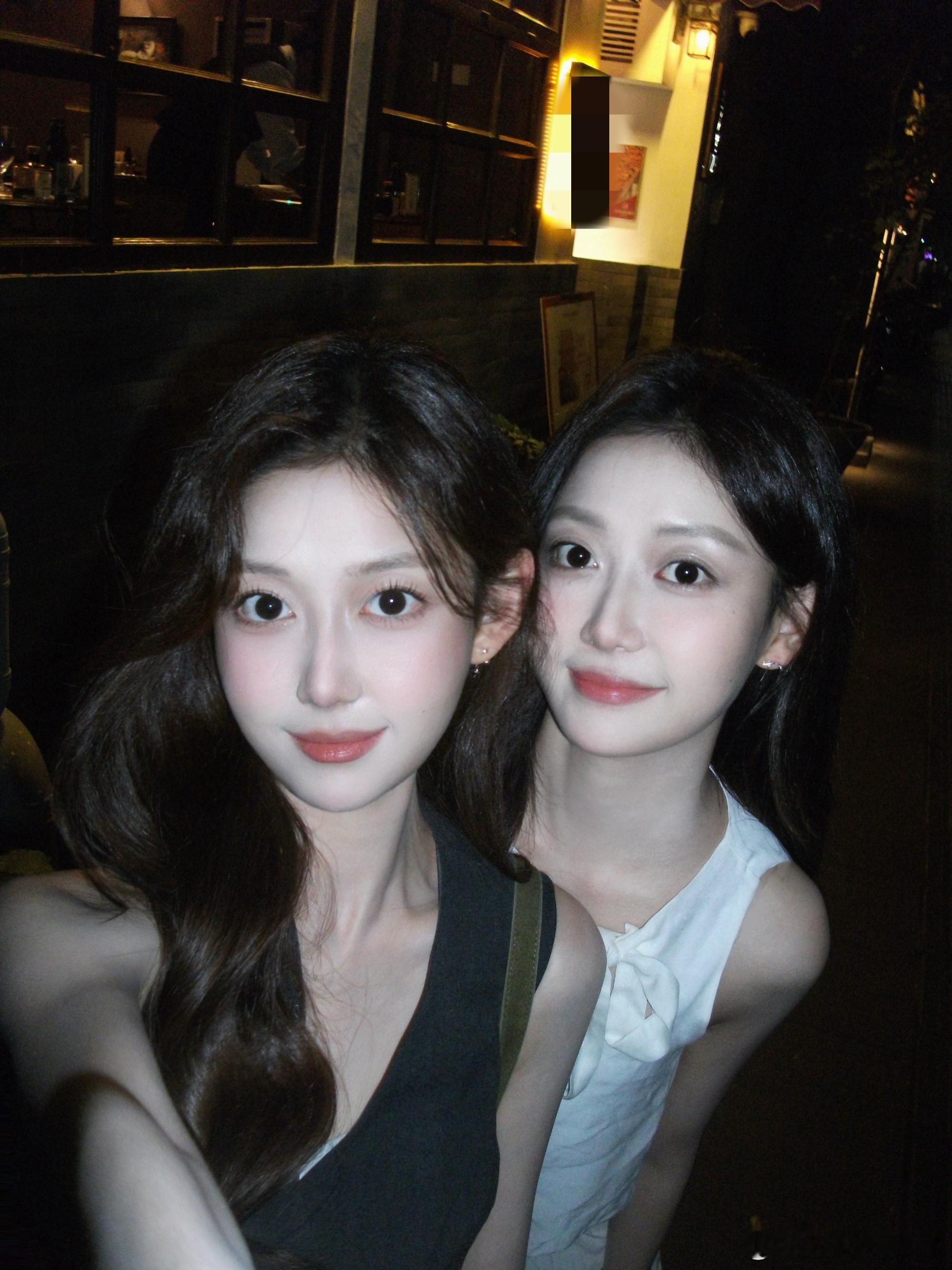 双胞胎但感觉星星真的很特别 