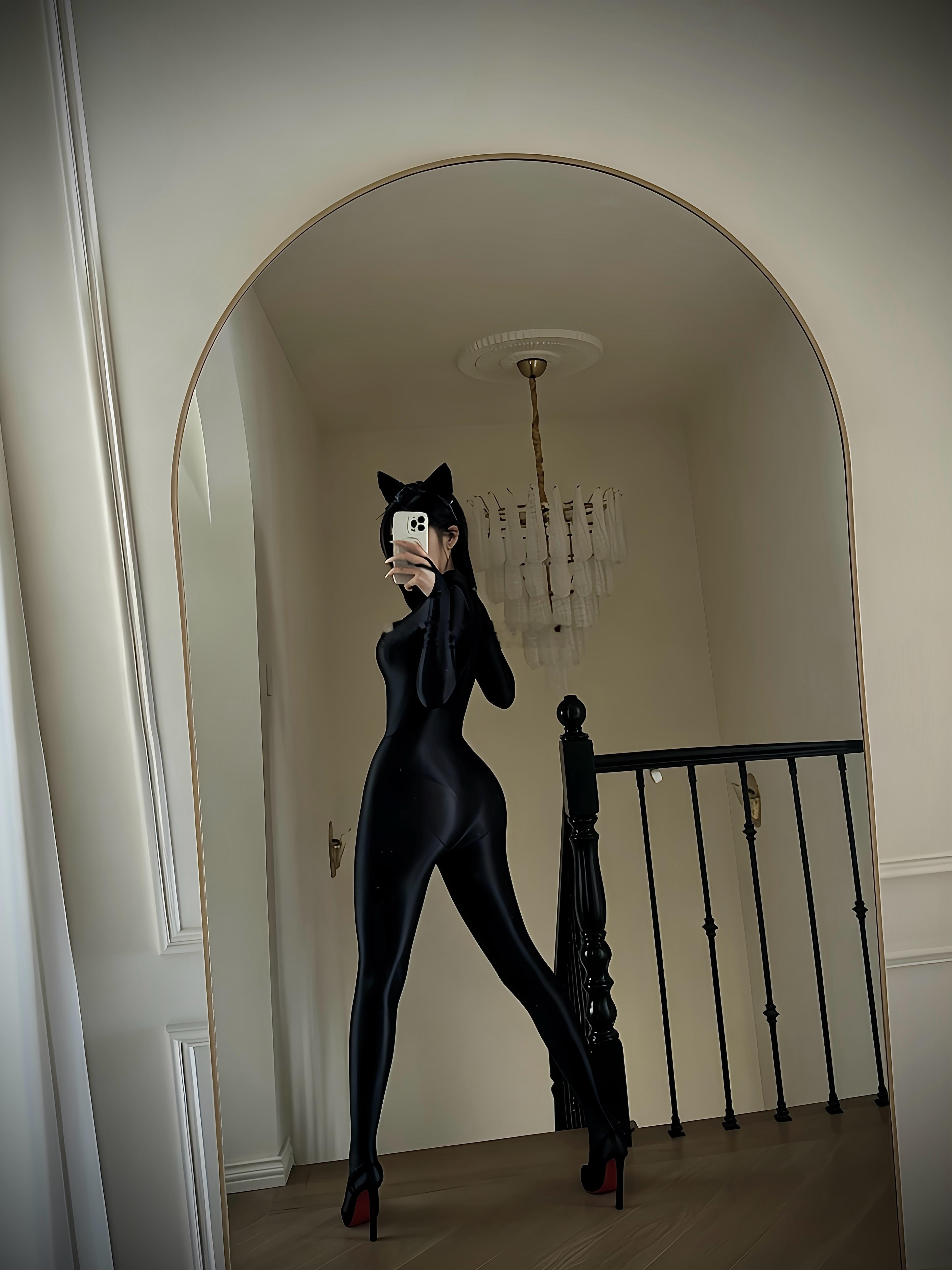 身材不够p图来凑 