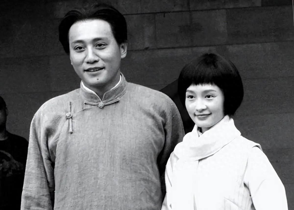 杨开慧并未在枪决当天身亡，1970年一位老人自首，往事真相由此揭晓，这段历史令人