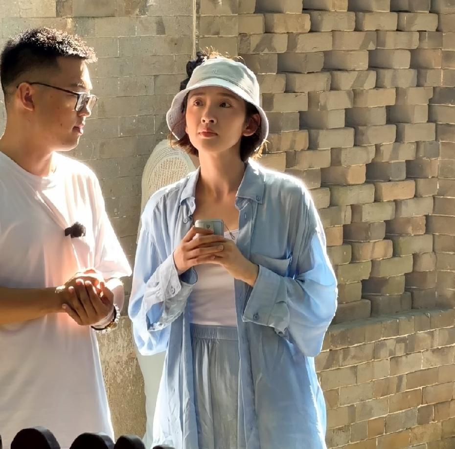 大孤山偶遇这事儿，透着一股老百姓最眼红的“轻巧劲儿”。
别人上山求的是翻盘改命，
