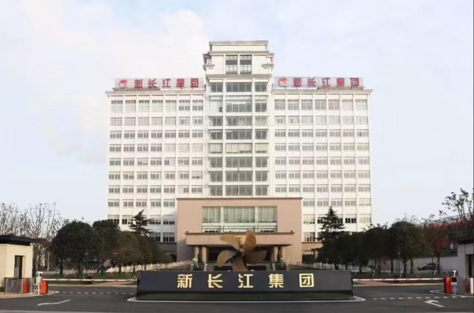 1997年，安徽省、市、县三级政府也曾共同投资200万元，用于改造小岗村通往外界