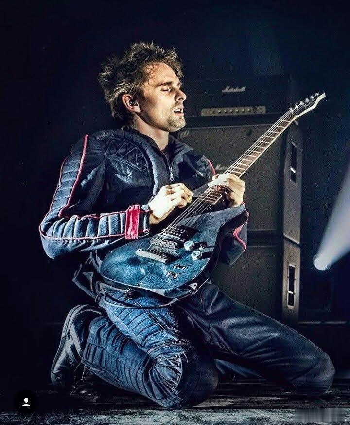 今天是Muse主唱 Matt Bellamy的48岁生日🎂（1978.06.0