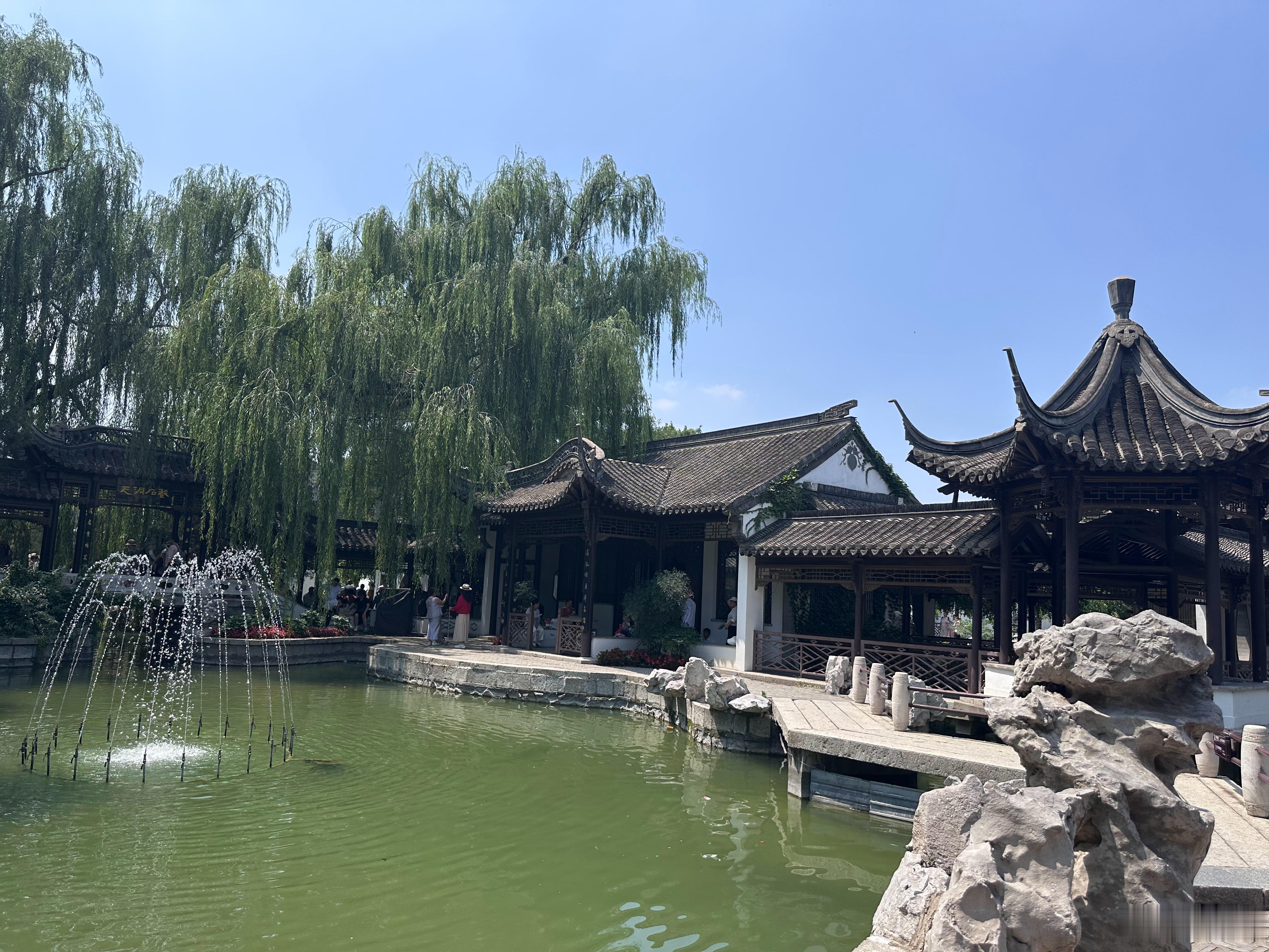 世界公园半日游，太晒了，容易中暑。 北京·世界公园