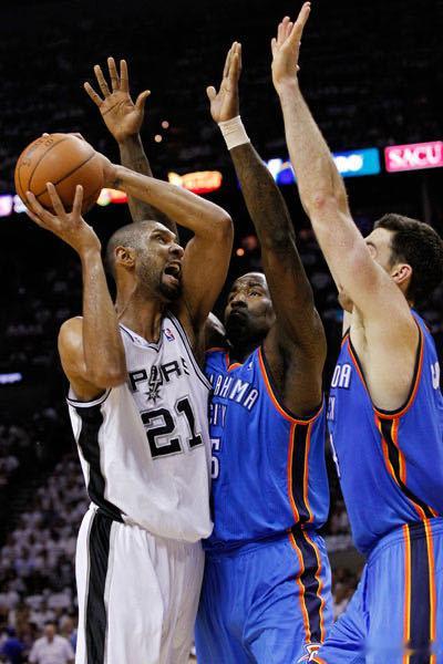 NBA常规赛 马刺青春风暴 一场教科书级别的防守大战！马刺与雷霆首节合计仅6次罚