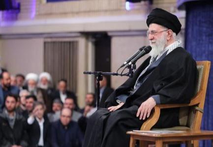 哈梅内伊遇袭身亡，伊朗方面称，哈梅内伊是在工作岗位上遇袭殉职的，美方官员也说，美