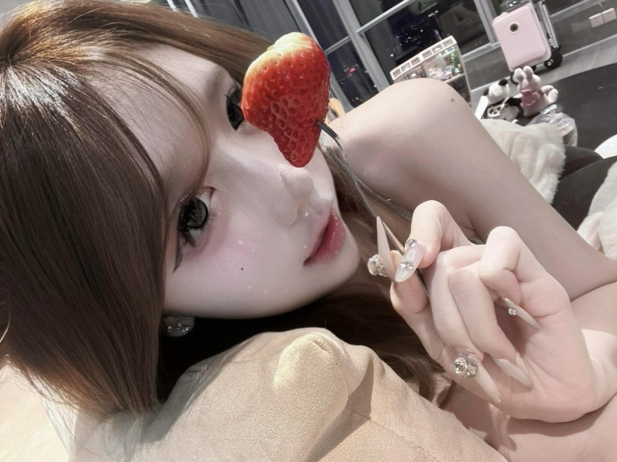 幸福像是衬衣上的纽扣 总是被我不小心弄掉