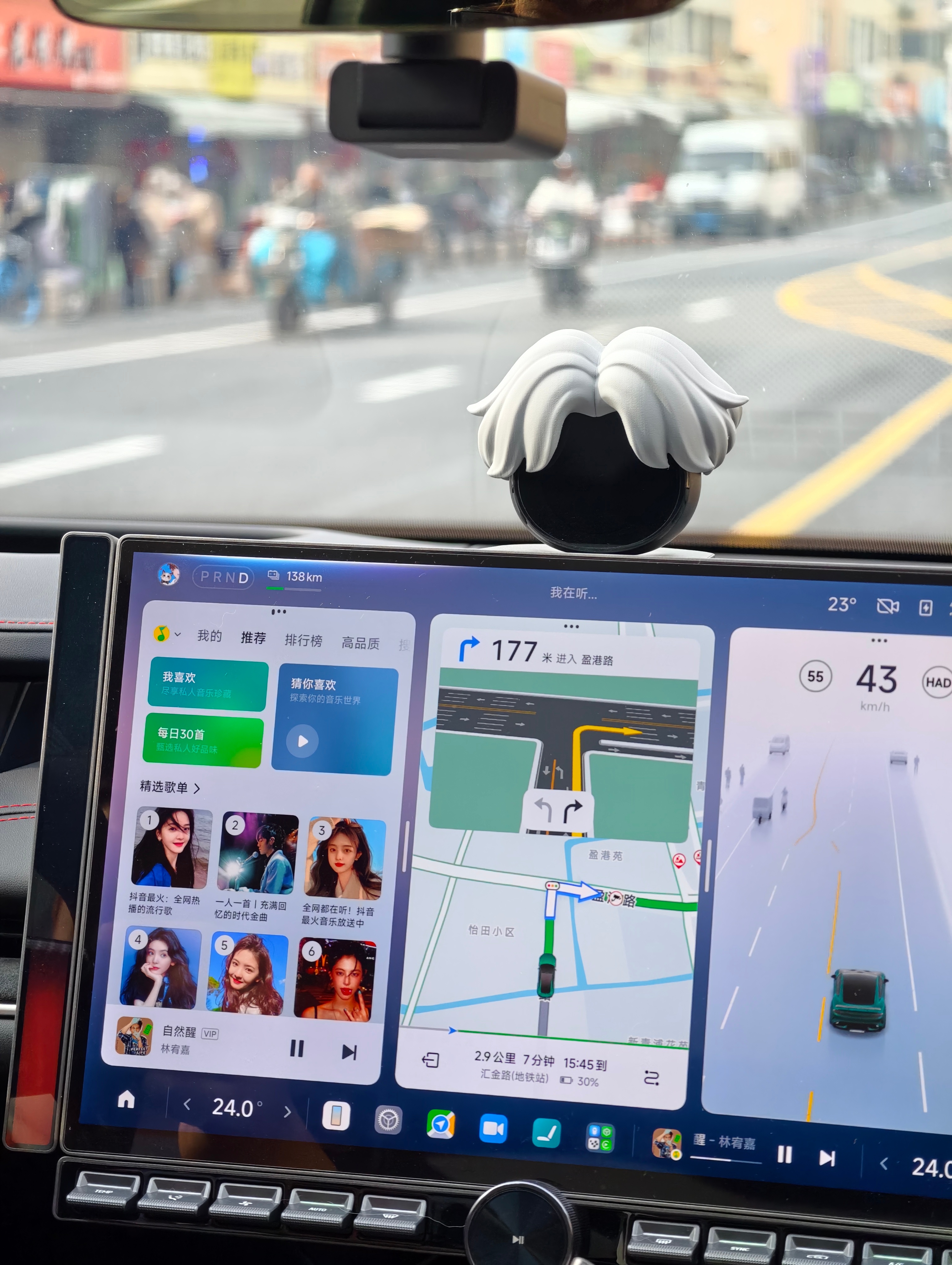 身边的顶级米粉老婆YU7，自己SU Ultra，家里全是米家智能一顿饭安利不下1