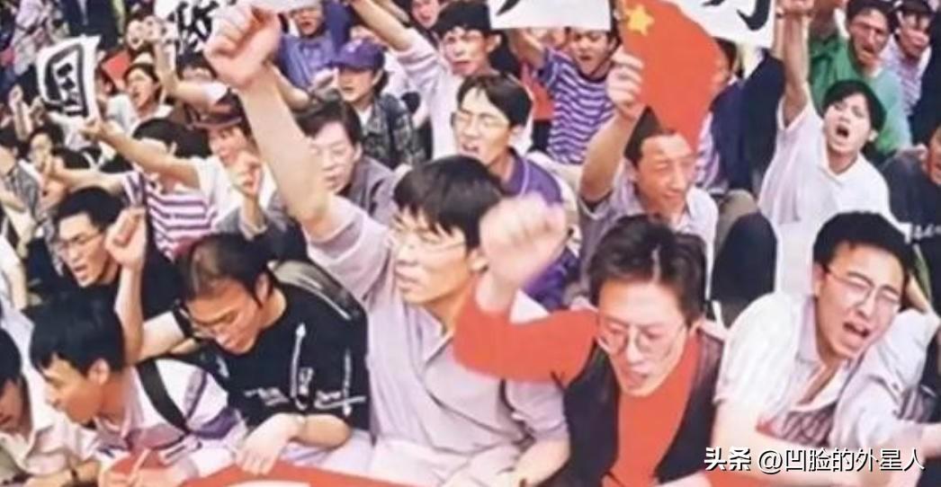 南斯拉夫大使馆的仇终于报了！25年前，美国靠卫星定位技术霸权轰炸我们大使馆，25