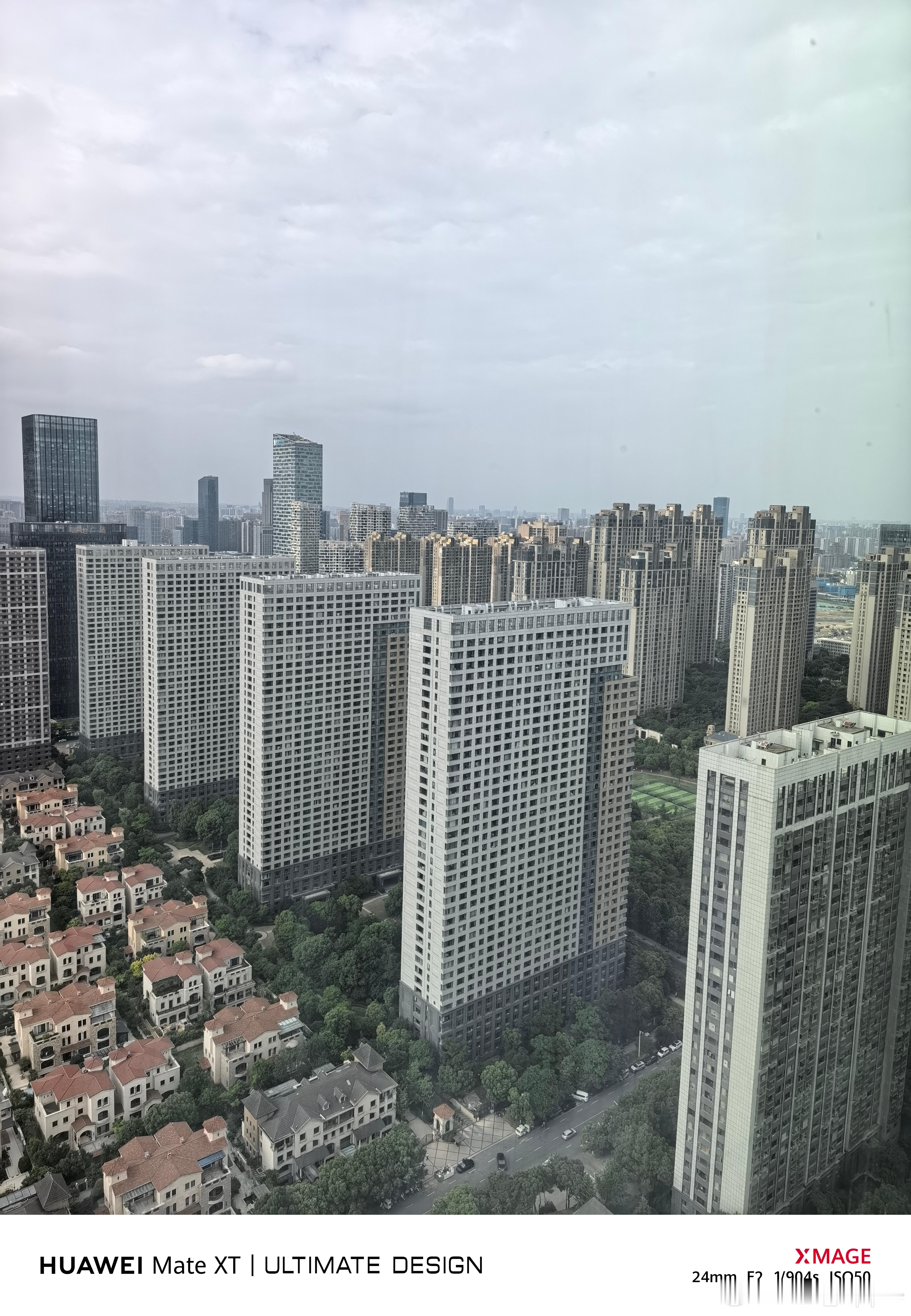 来乐道L80上市发布会啦~期待晚上的价格菡你来看车菡菡子的日常汽场全开 合肥