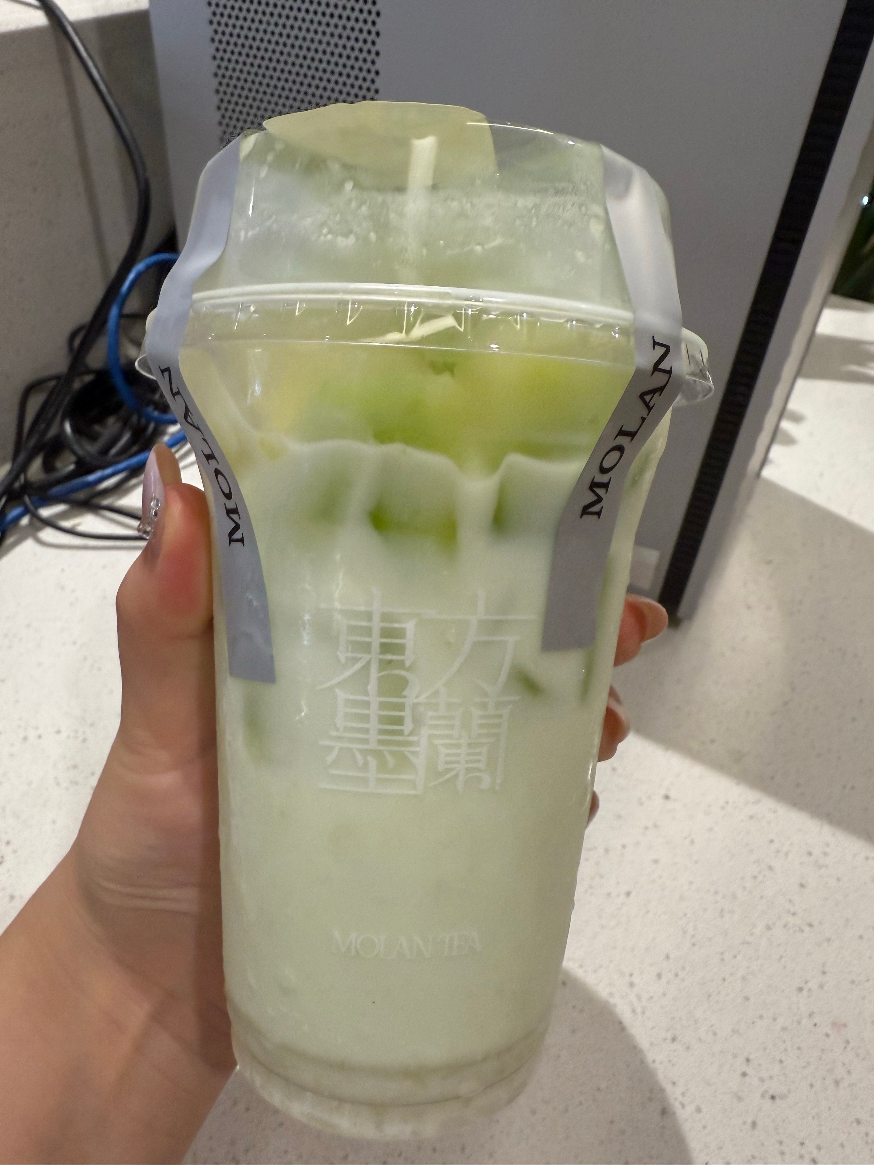 尝尝新出的尽兴玫珑冰奶～yummy yummy