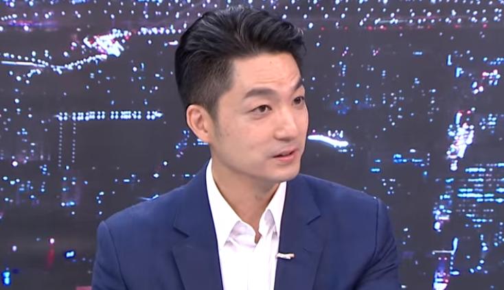 台北市长蒋万安19日接受台媒TVBS《少康战情室》主持人赵少康专访，并由“联合报