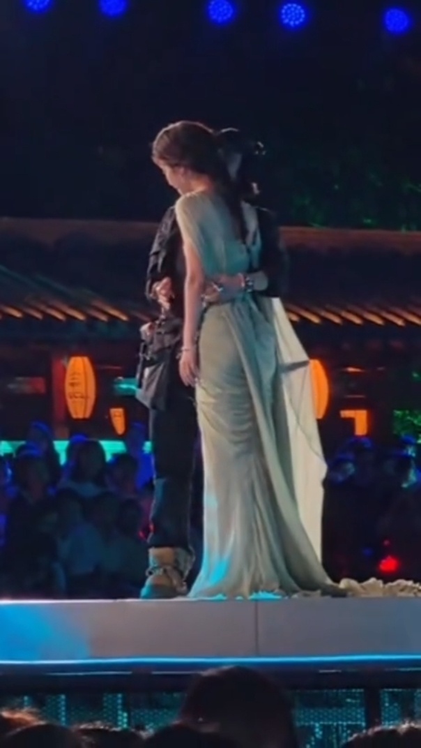 李云霄 