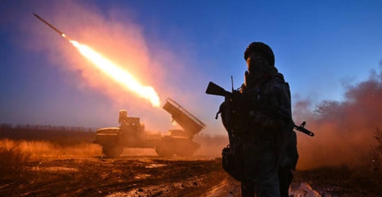 乌克兰外交部11月13日宣布，由于缺乏实质性进展，将在今年年底前暂停与俄罗斯的和