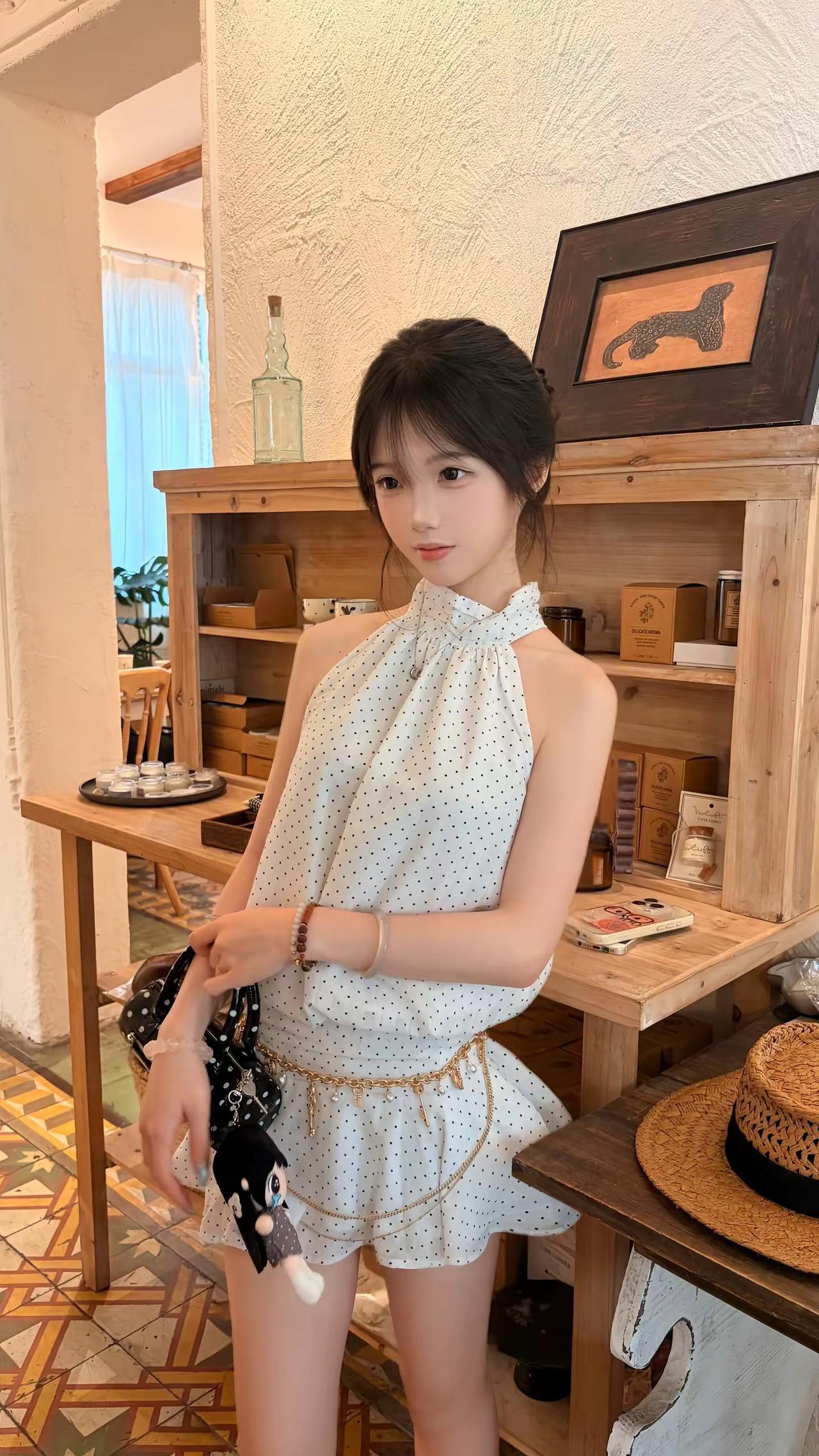 人生怎么能只若初见呢 那你太天真了少女感夏日ootd