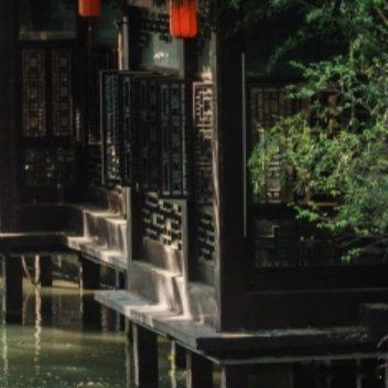 阳光信用阳光信用 生活从不会一直阴雨连绵，细碎的美好藏在朝暮日常里。晨起有风，傍
