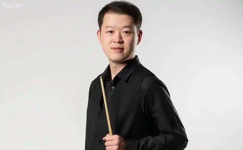 北京时间4月8日晚，刚刚结束了一场2026斯诺克世锦赛资格赛首轮第一节，世界排名