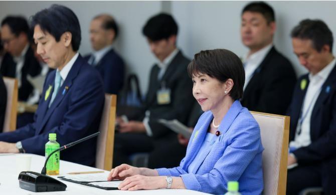 6月30日，日本经济产业大臣赤泽亮正公开承认了一个事实：中国已经取代美国，成为多