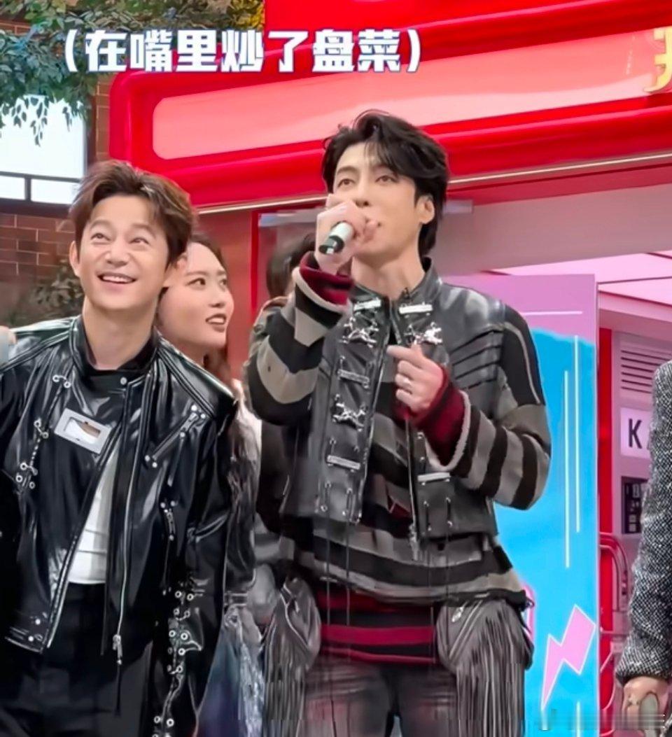 王鹤棣倍速唱麒麟你好星期六 棣棣倍速唱完麒麟，第一反应不是喘气，是先笑场 